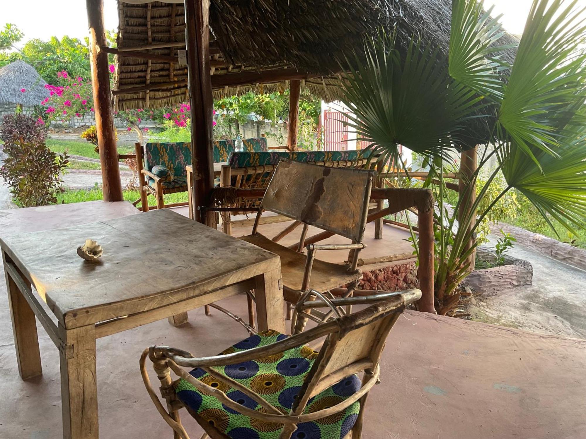 Zanzi Rest Bungalow Nungwi Exterior foto