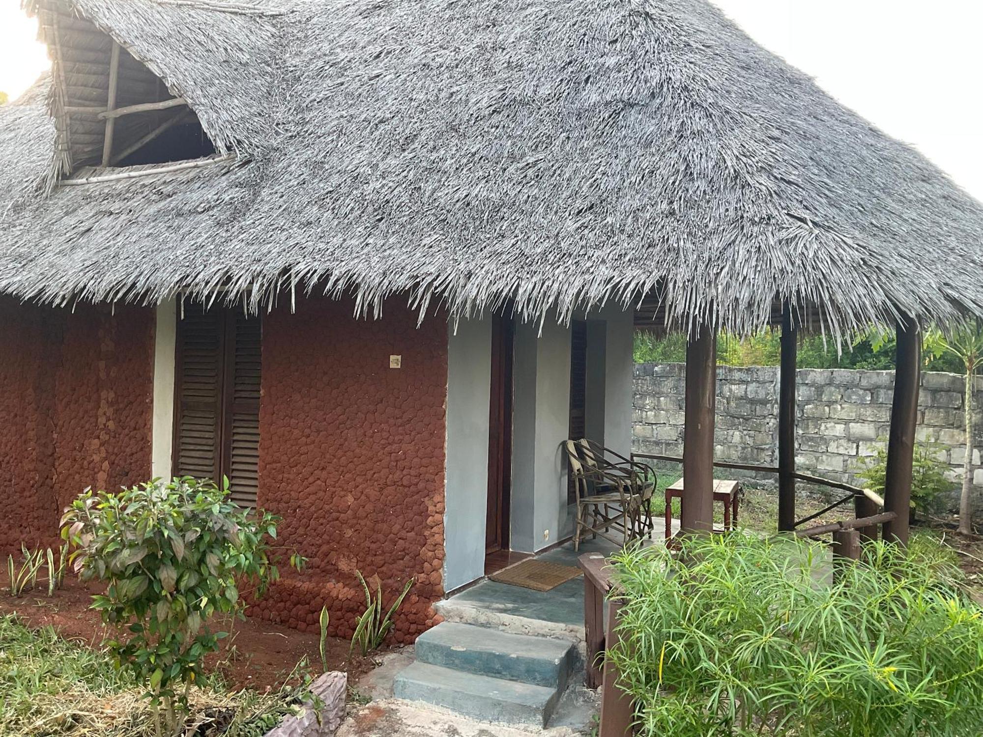 Zanzi Rest Bungalow Nungwi Exterior foto