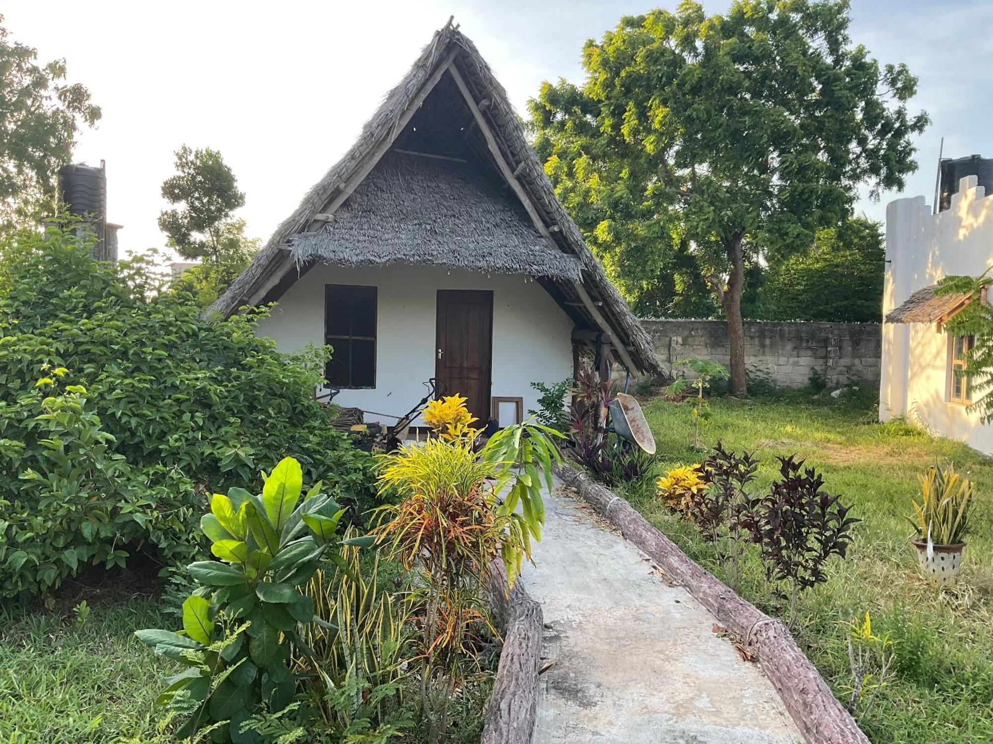 Zanzi Rest Bungalow Nungwi Exterior foto