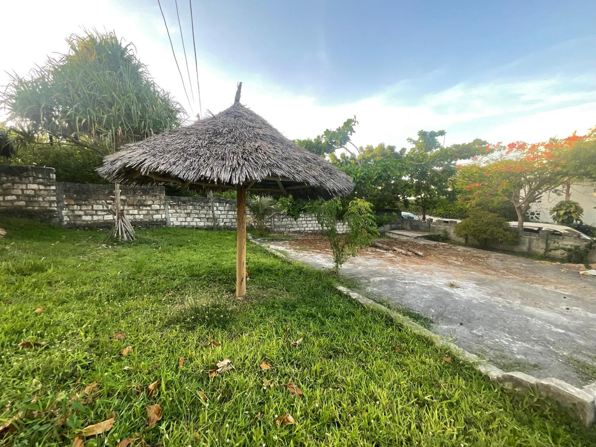 Zanzi Rest Bungalow Nungwi Exterior foto